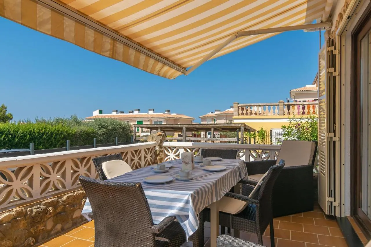 Can Clavell Arta Holiday home