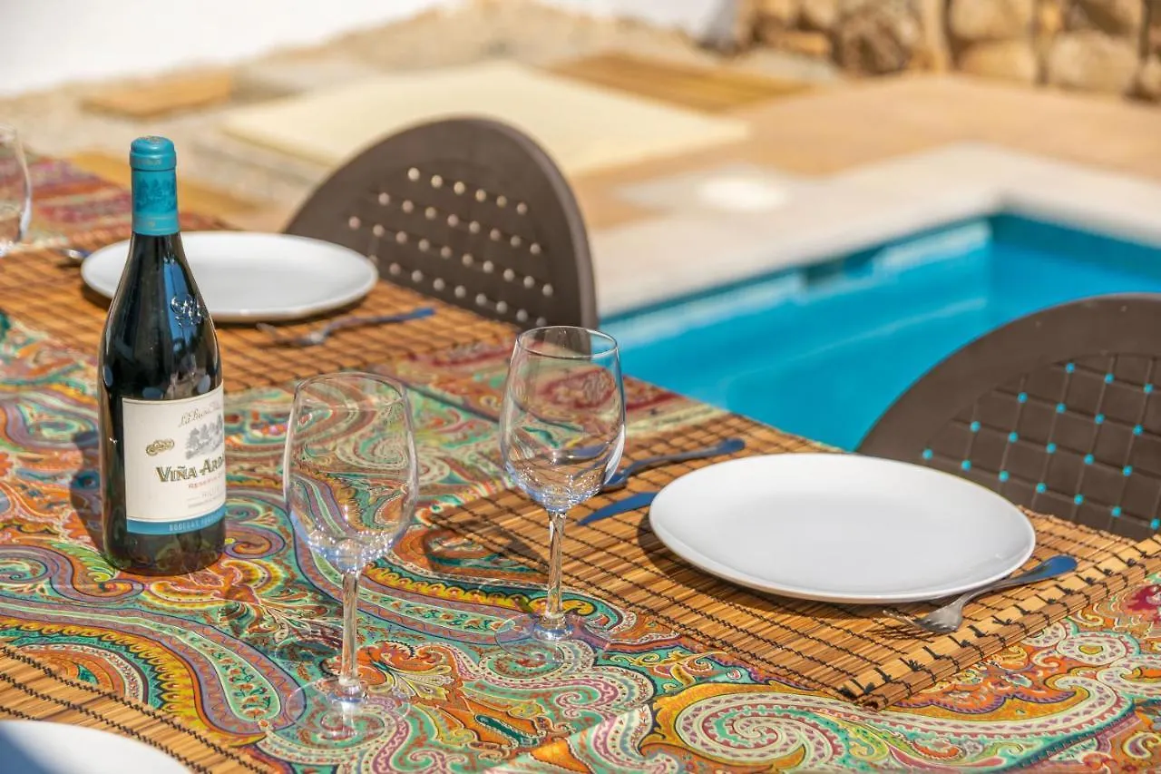 Can Clavell Arta Holiday home